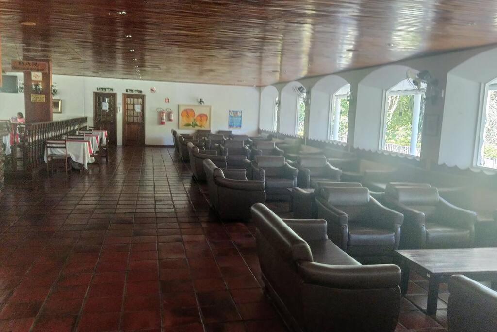 Lindo Flat Em Aguas De Lindoia Águas de Lindóia Buitenkant foto